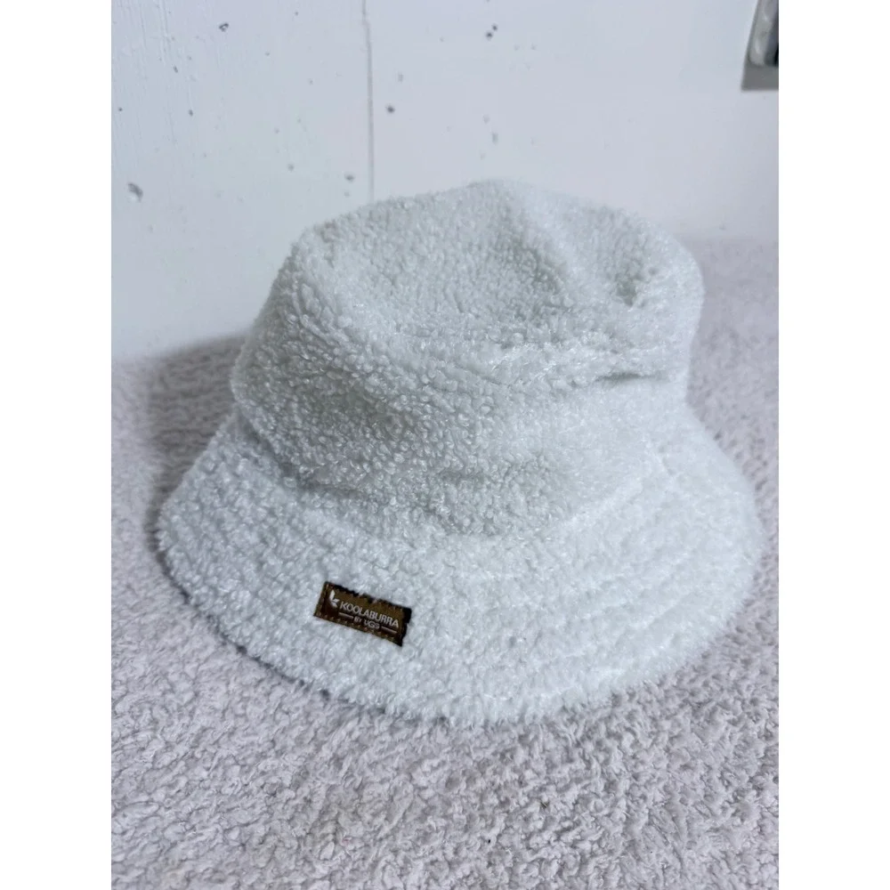Koolaburra by UGG White Faux Shearling Bucket Hat Sherpa Borg Winter Cap